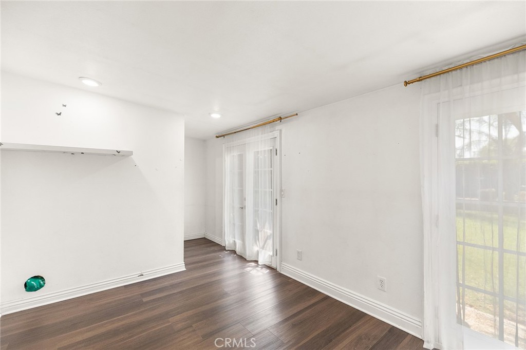 7020 Argyle Avenue Property Photo 11
