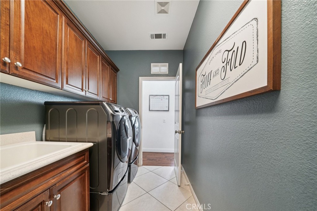 4805 Dovehurst Way Property Photo 25