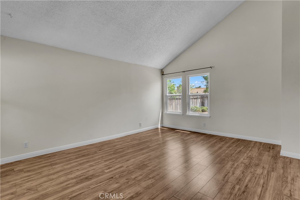 841 E Jackson Street Property Photo 5