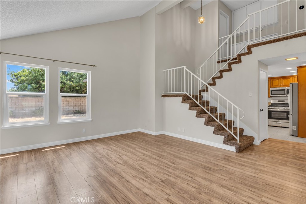 841 E Jackson Street Property Photo 6