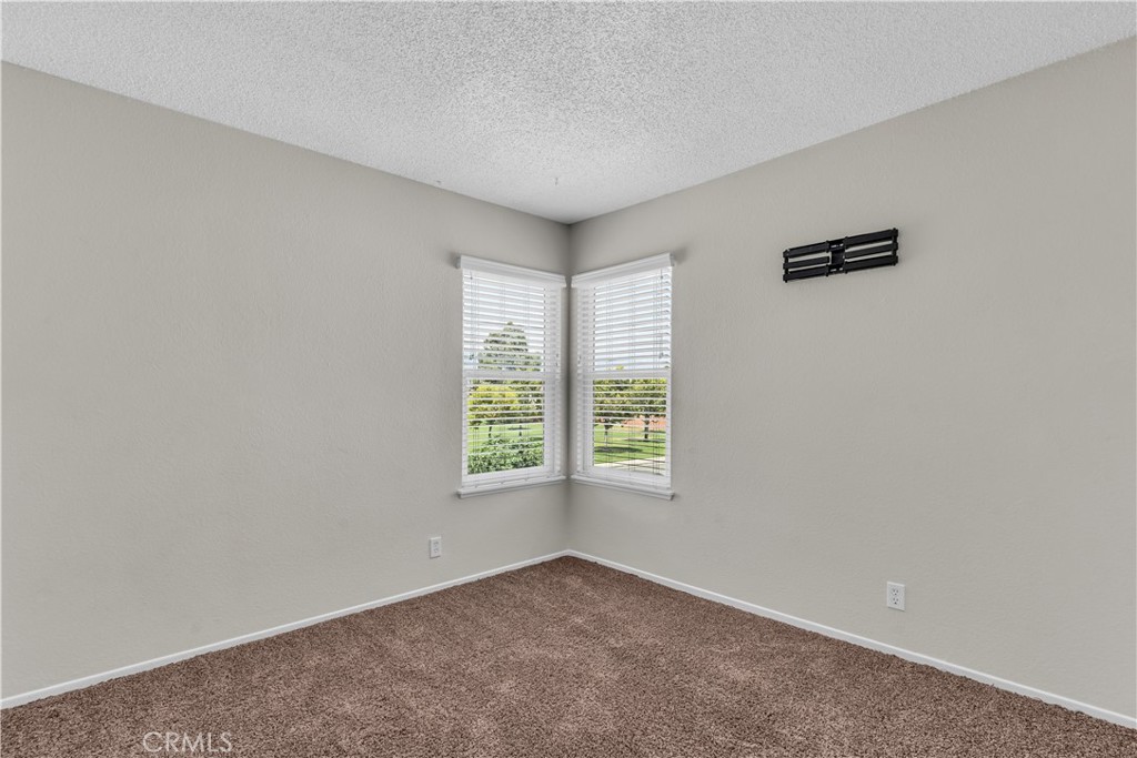 841 E Jackson Street Property Photo 16