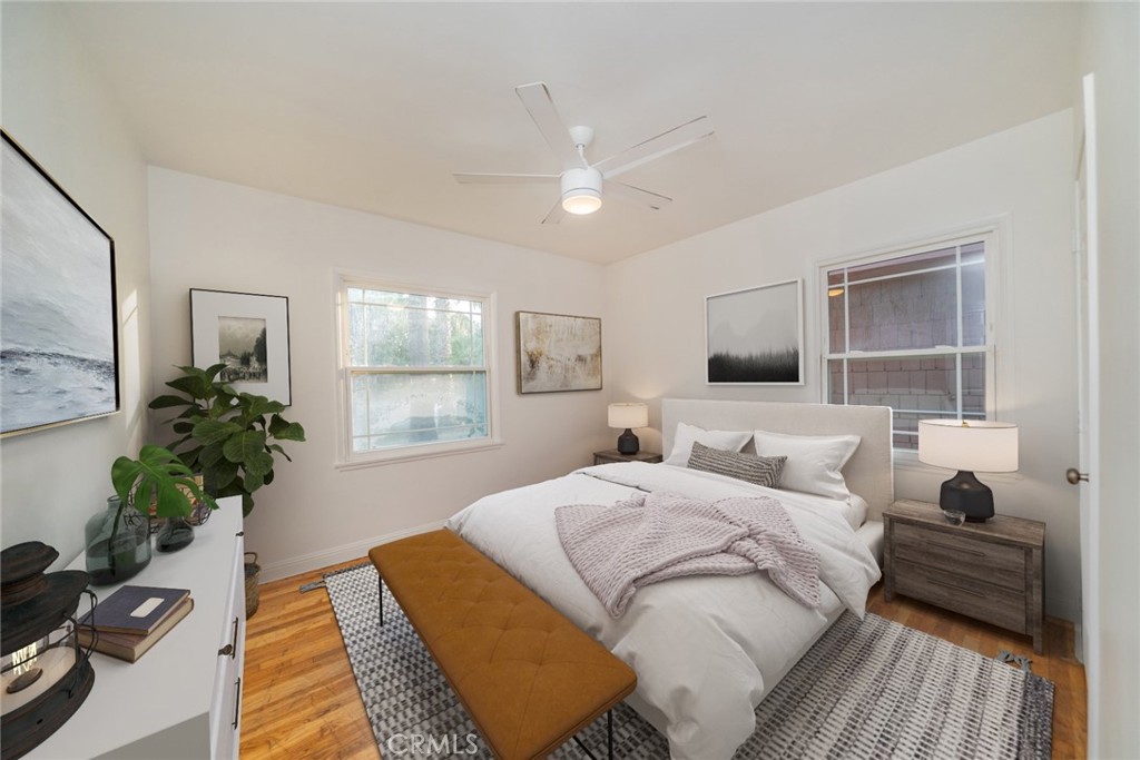 565 E 40th Street Property Photo 18