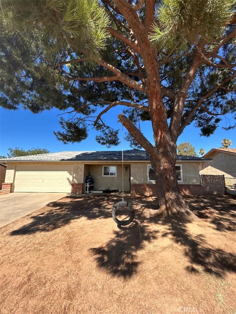 493 S 16th Street Property Photo 1