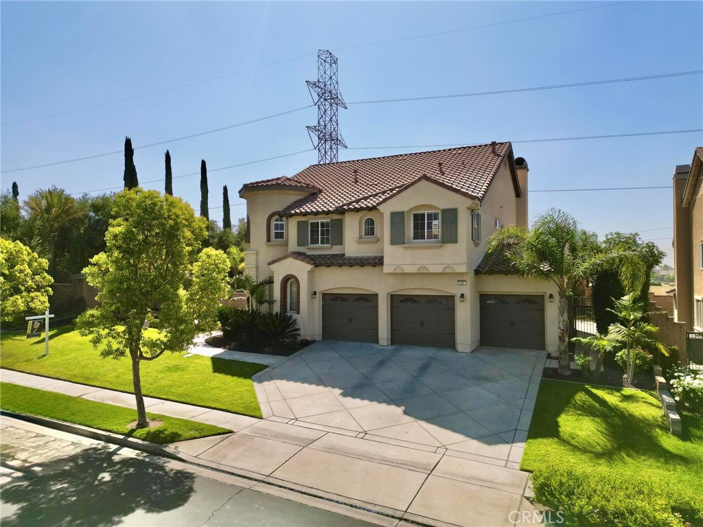 5381 Campania Way Property Photo 2