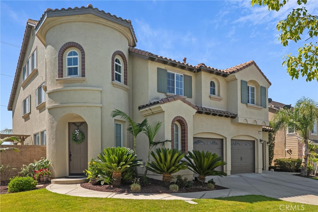 5381 Campania Way Property Photo 6