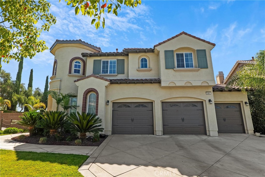 5381 Campania Way Property Photo 7
