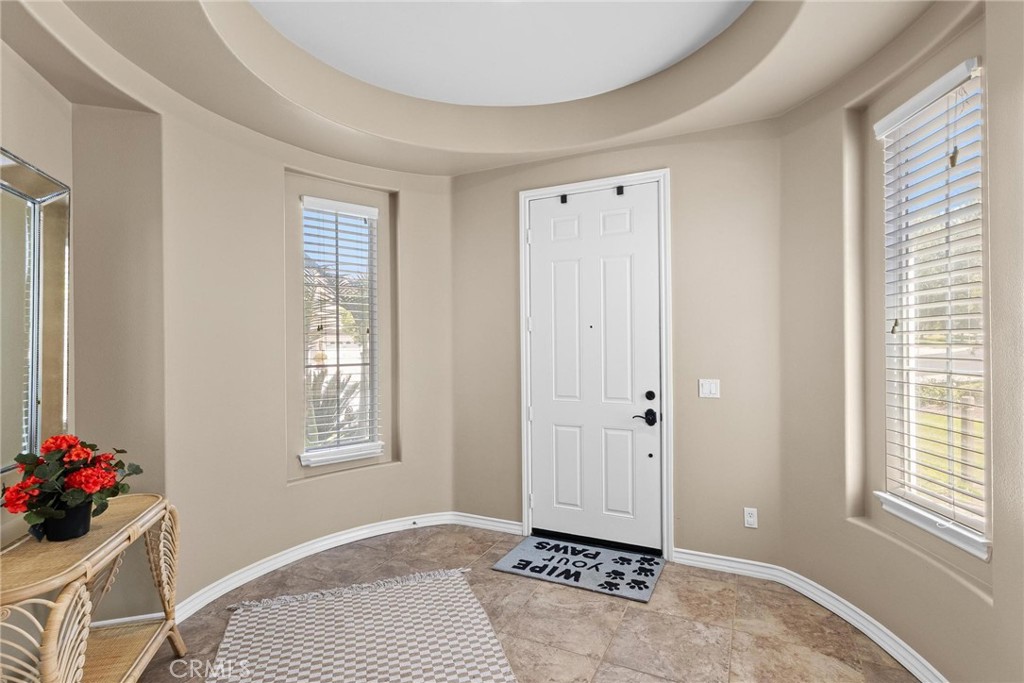 5381 Campania Way Property Photo 8