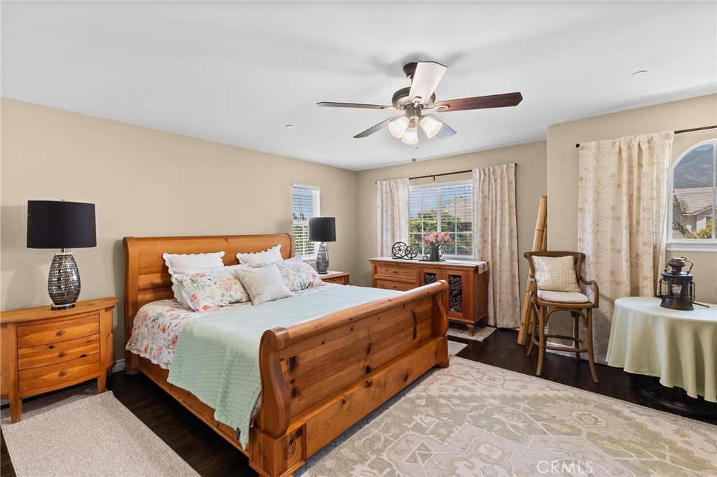 5381 Campania Way Property Photo 29