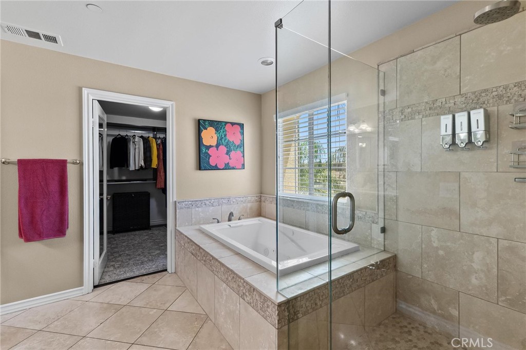 5381 Campania Way Property Photo 43