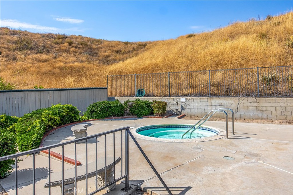 2652 Shadow Hills Drive Property Photo 27