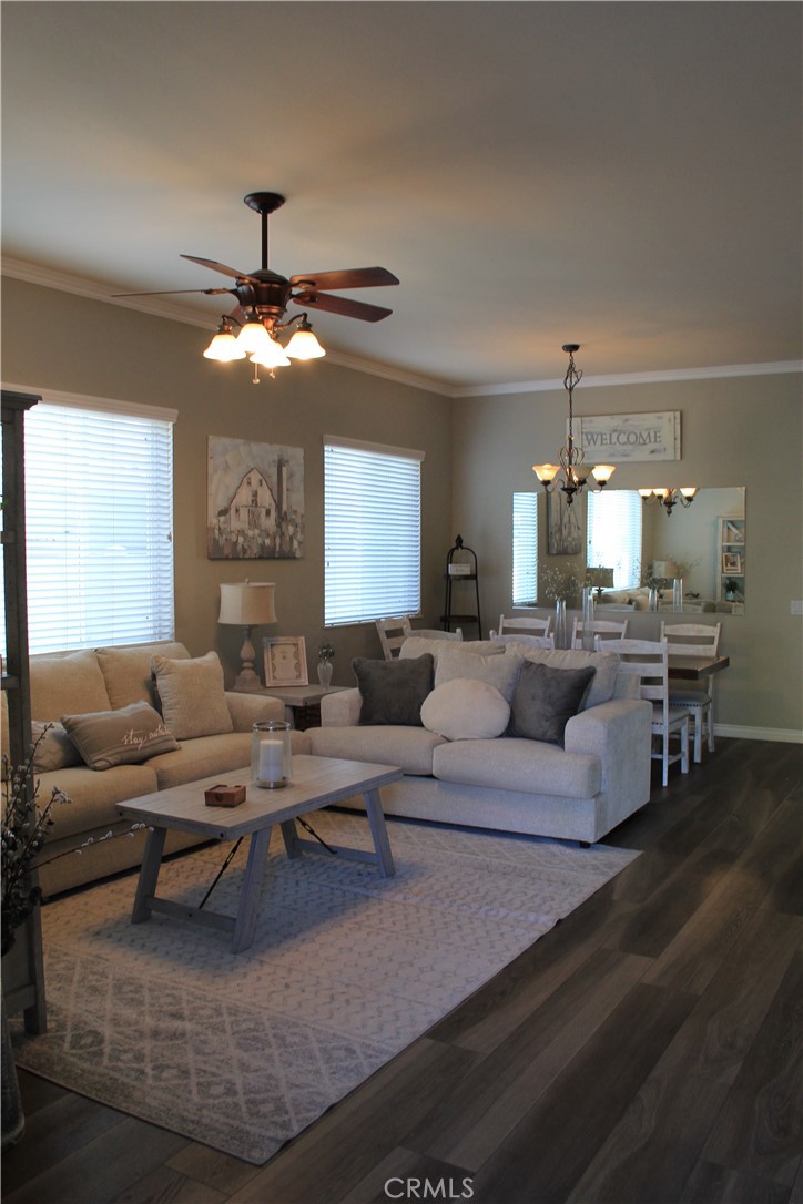 1679 Golden Way Property Photo 5
