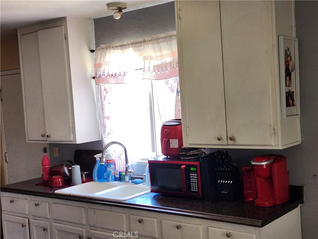 5680 Bonnie Street Property Photo 7