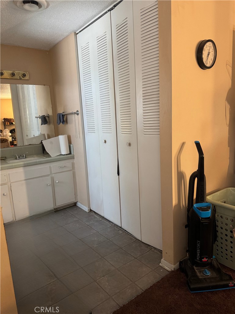 26037 E Edgemont Drive Property Photo 17