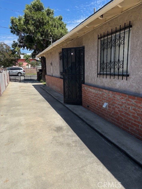 588 N Pico Avenue Property Photo 4