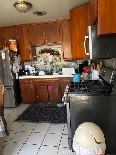 588 N Pico Avenue Property Photo 5