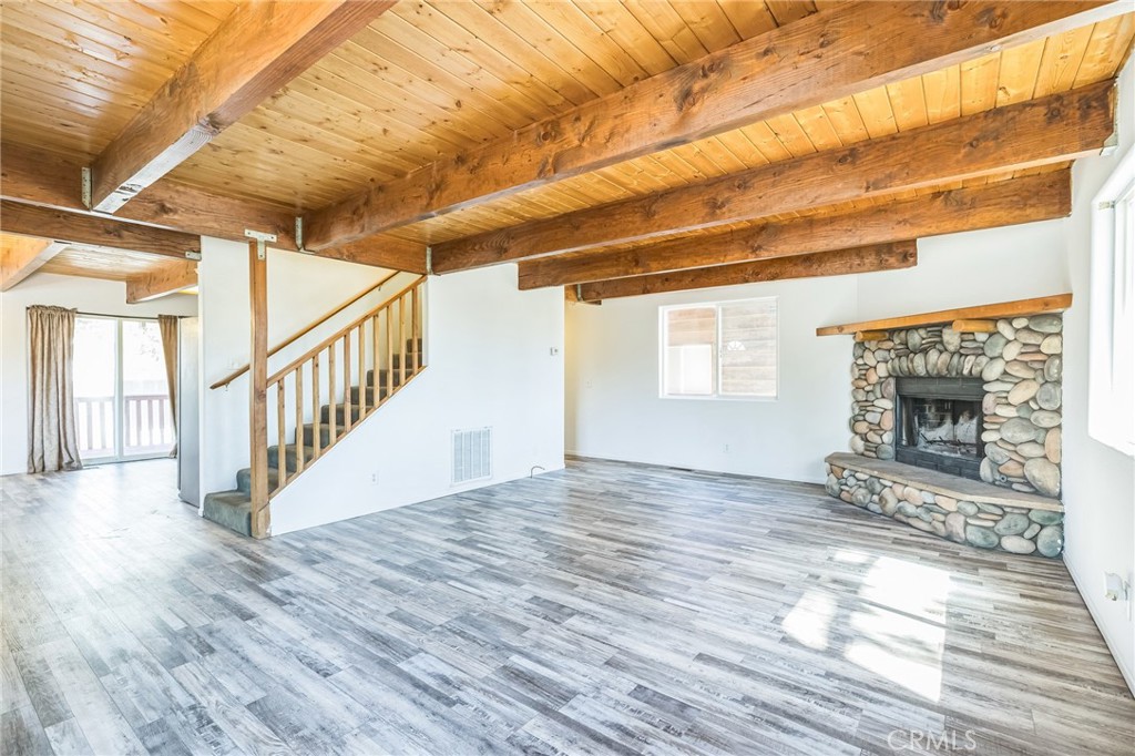 1050 Paradise Way Property Photo 11