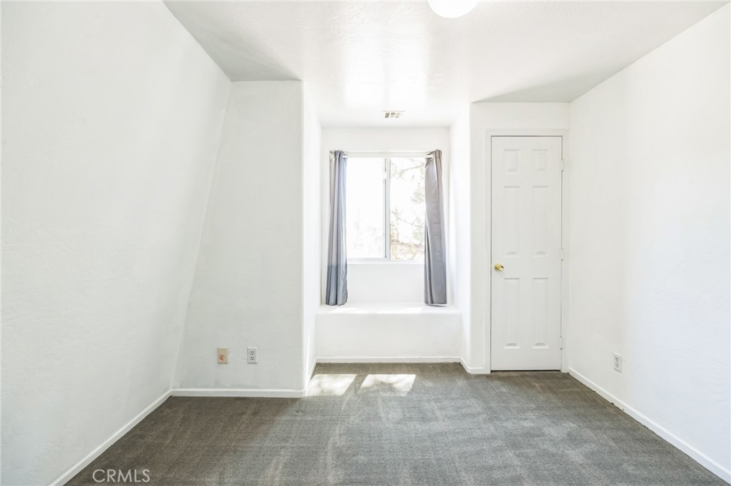1050 Paradise Way Property Photo 17