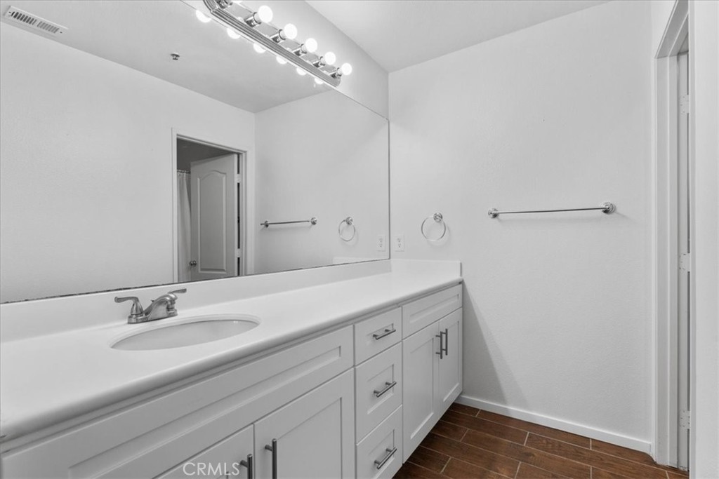 15723 Parkhouse Drive Property Photo 16