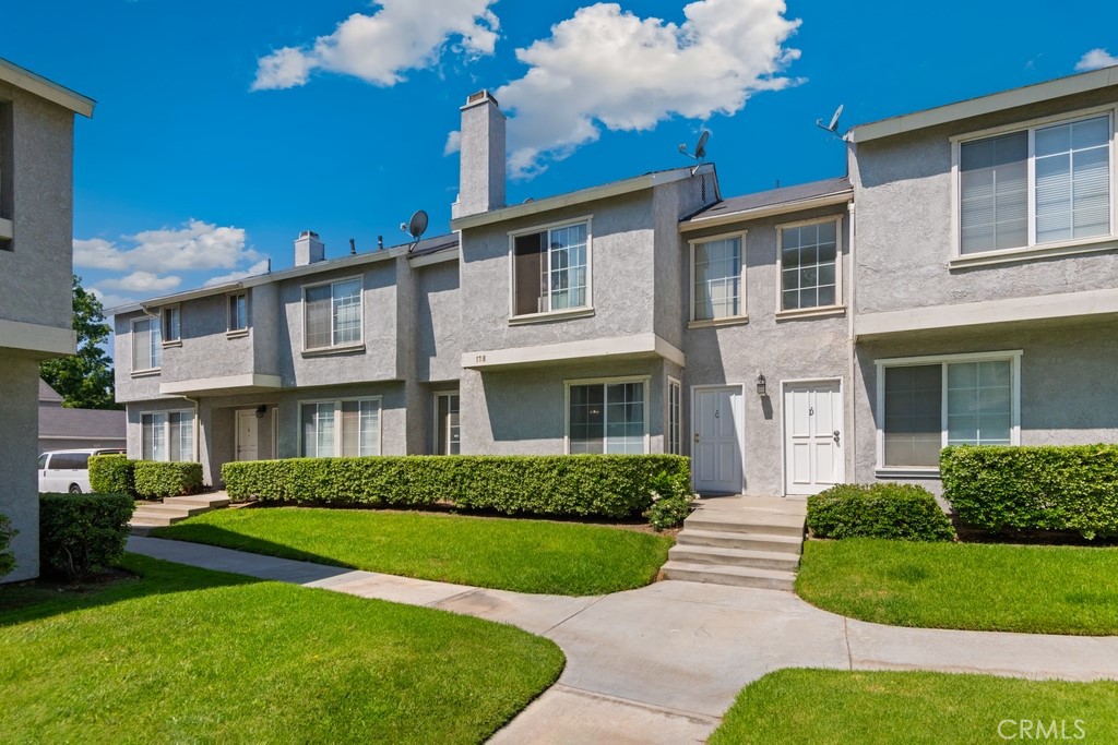 178 W Walnut Avenue C Property Photo 1