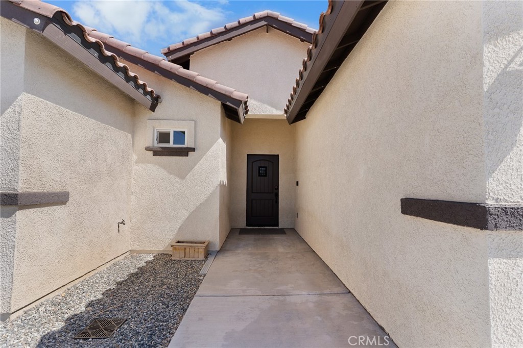 17471 Adobe Street Property Photo 6