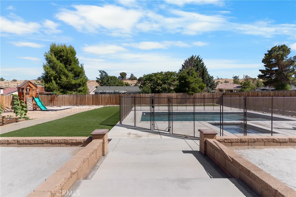 17471 Adobe Street Property Photo 14