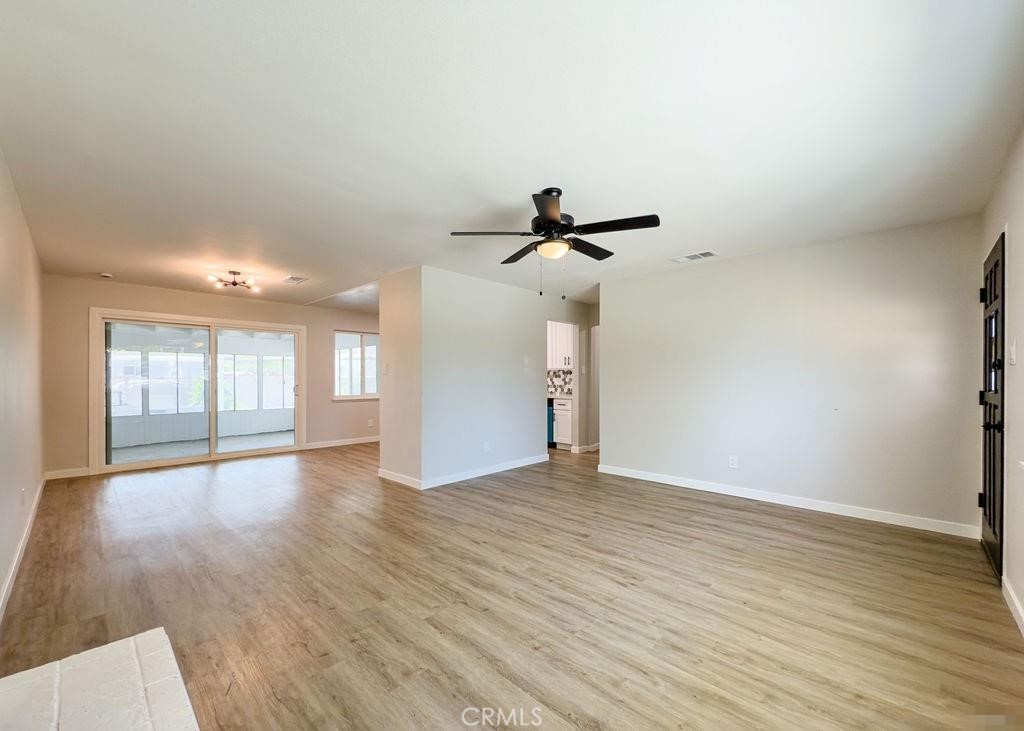 6692 Elm Avenue Property Photo 12