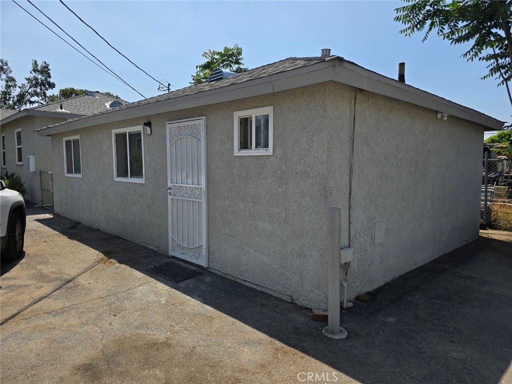 8469 Cottonwood Avenue Property Photo 1