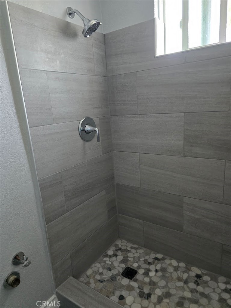 8469 Cottonwood Avenue Property Photo 6