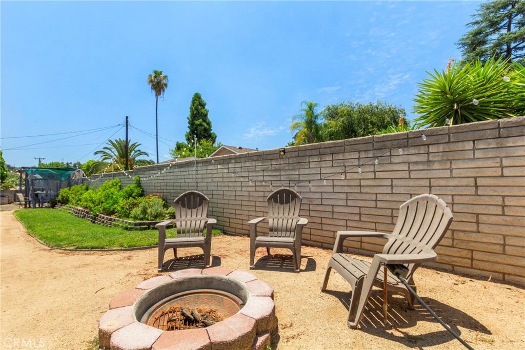 12368 Overcrest Drive Property Photo 25