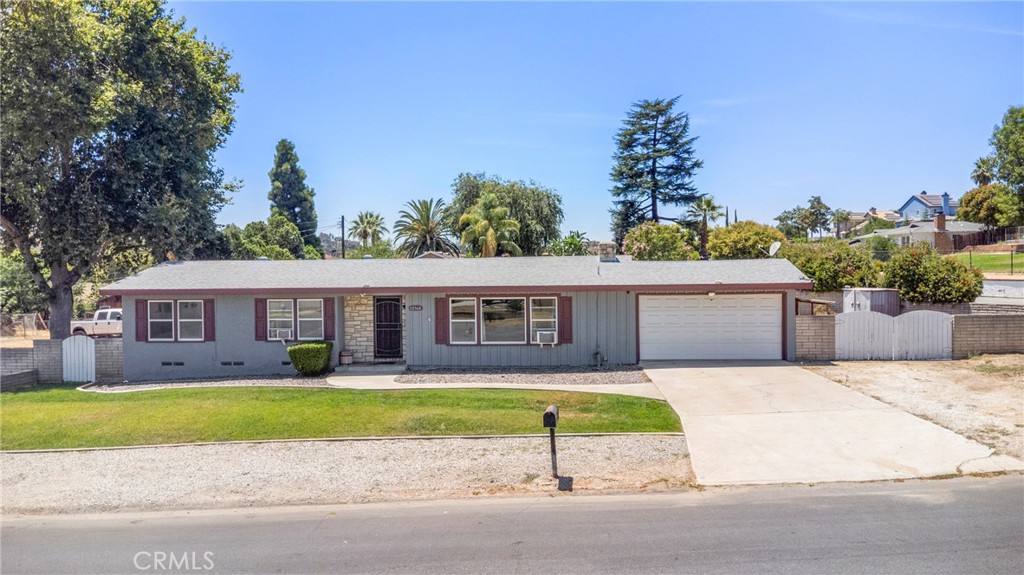 12368 Overcrest Drive Property Photo 33