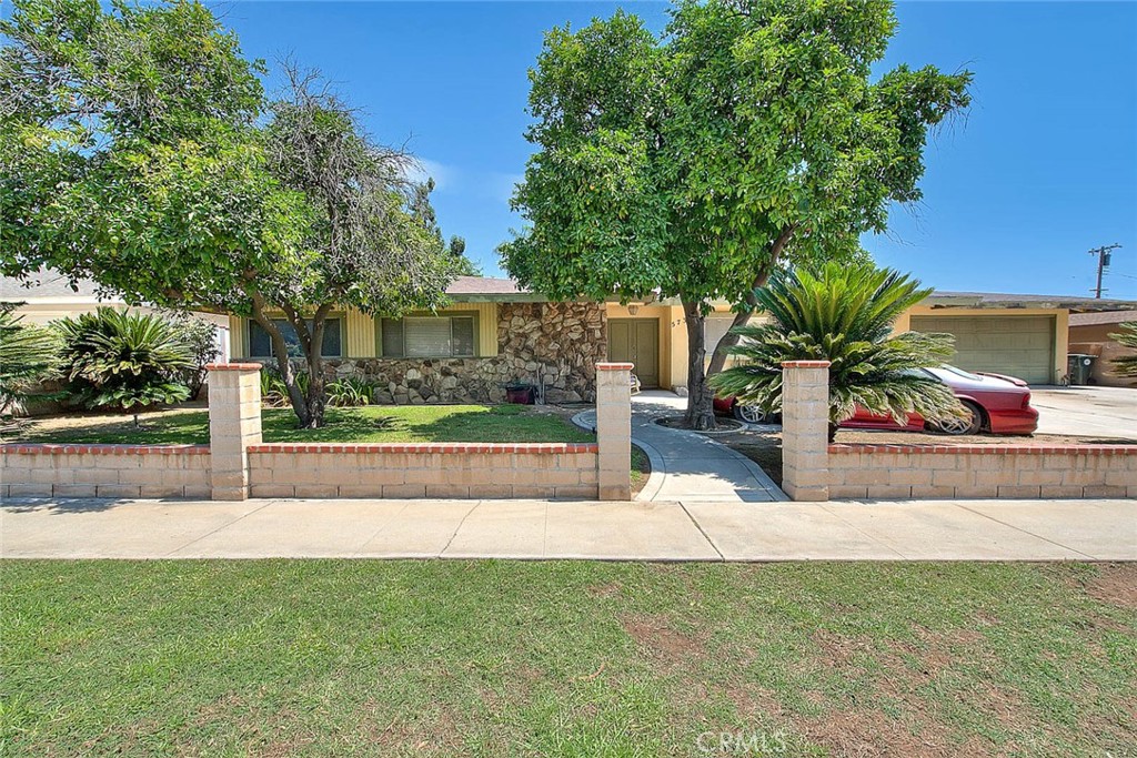 5737 Riverside Avenue Property Photo 1