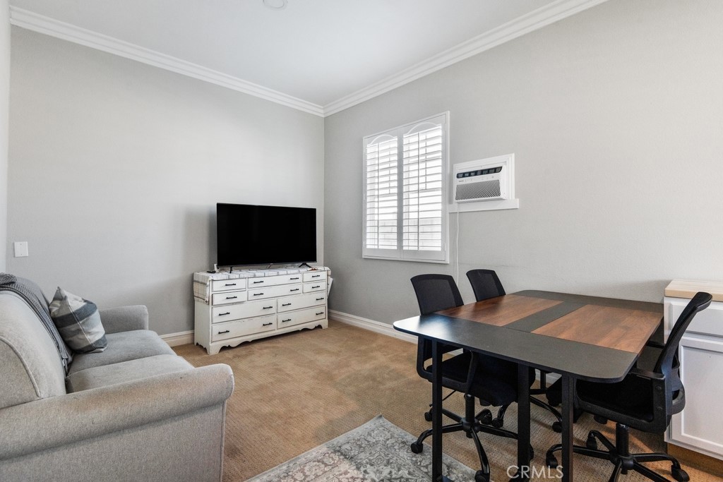 15105 Fox Ridge Drive Property Photo 4