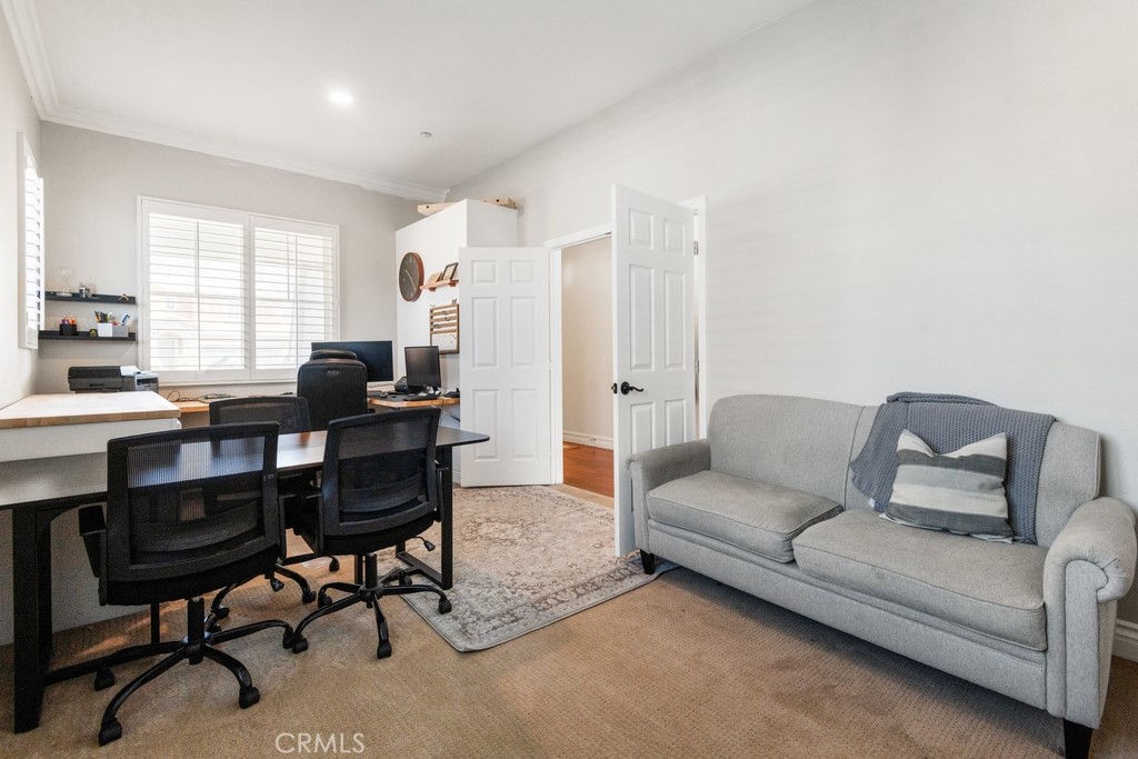 15105 Fox Ridge Drive Property Photo 5