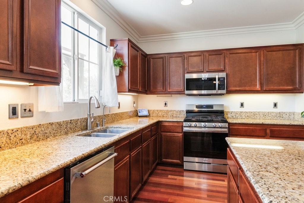 15105 Fox Ridge Drive Property Photo 7