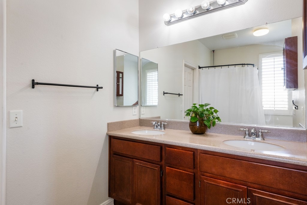 15105 Fox Ridge Drive Property Photo 17
