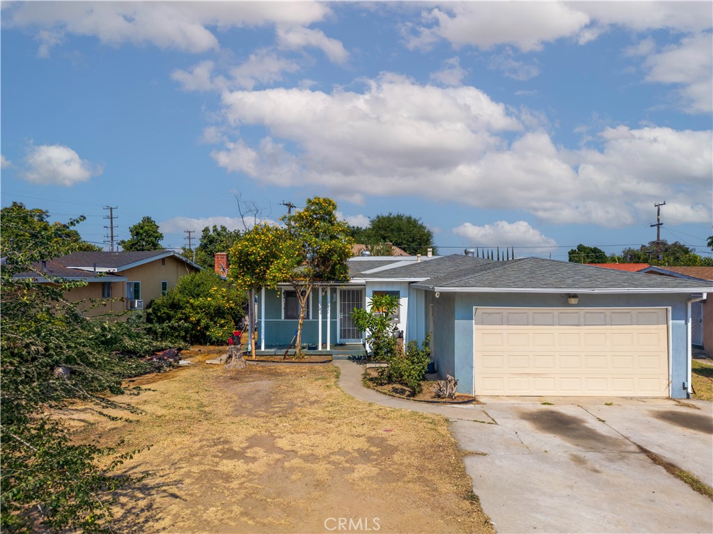 115 S Tamarisk Avenue Property Photo 1