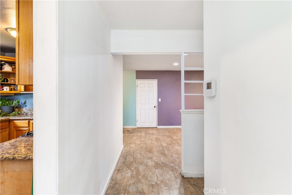 115 S Tamarisk Avenue Property Photo 7