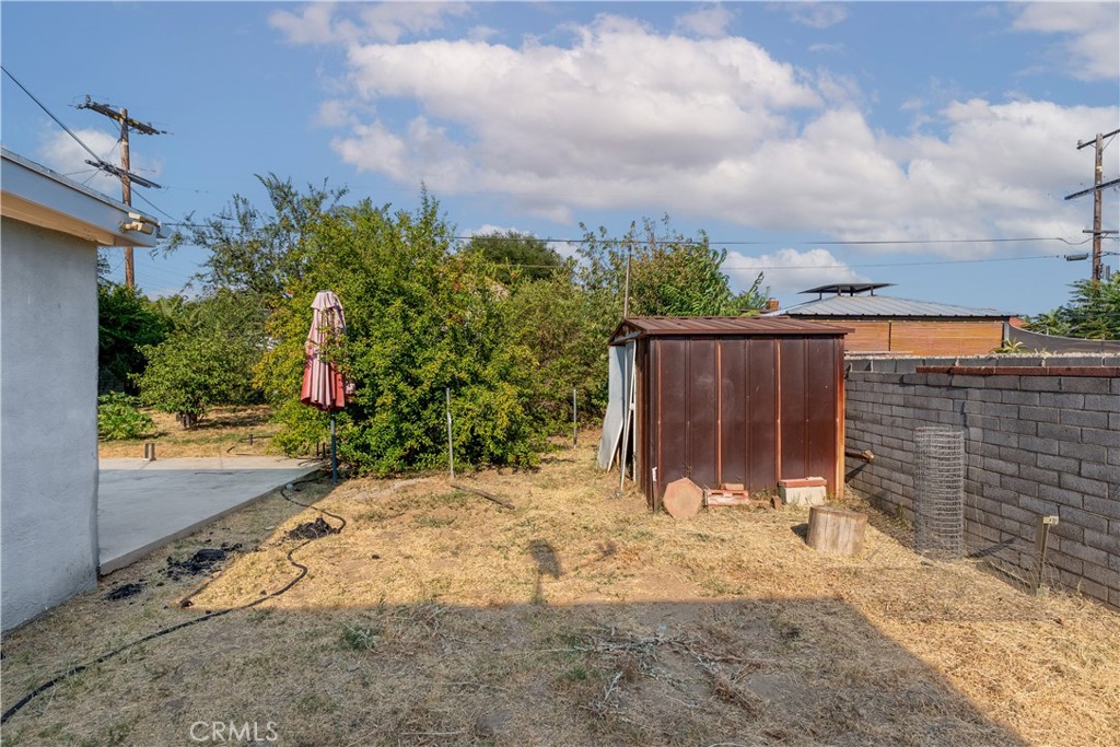 115 S Tamarisk Avenue Property Photo 14