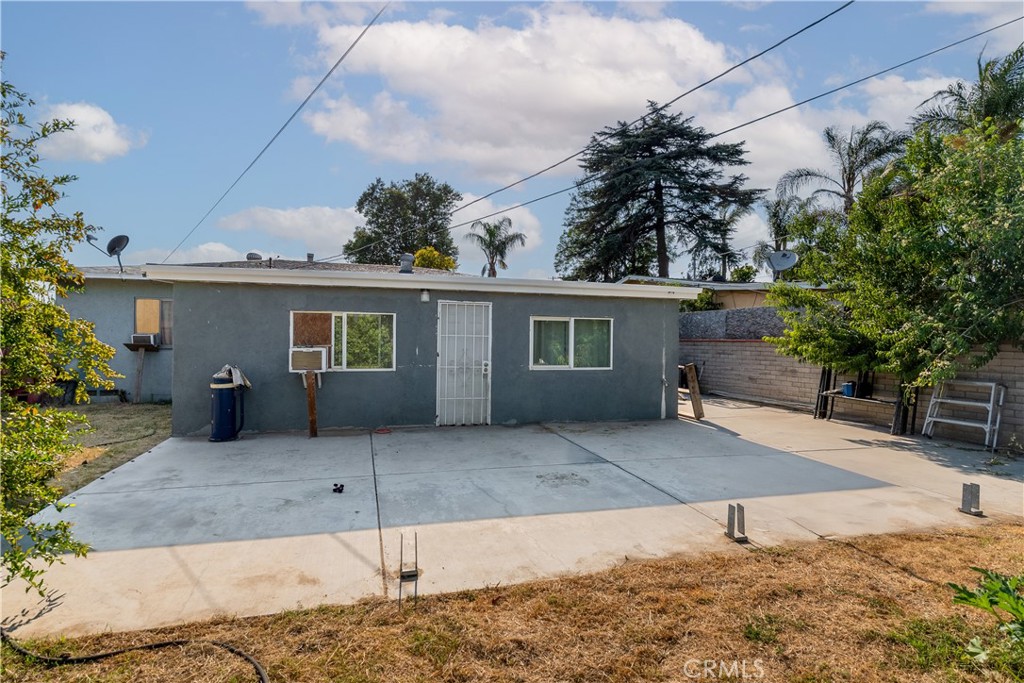 115 S Tamarisk Avenue Property Photo 17