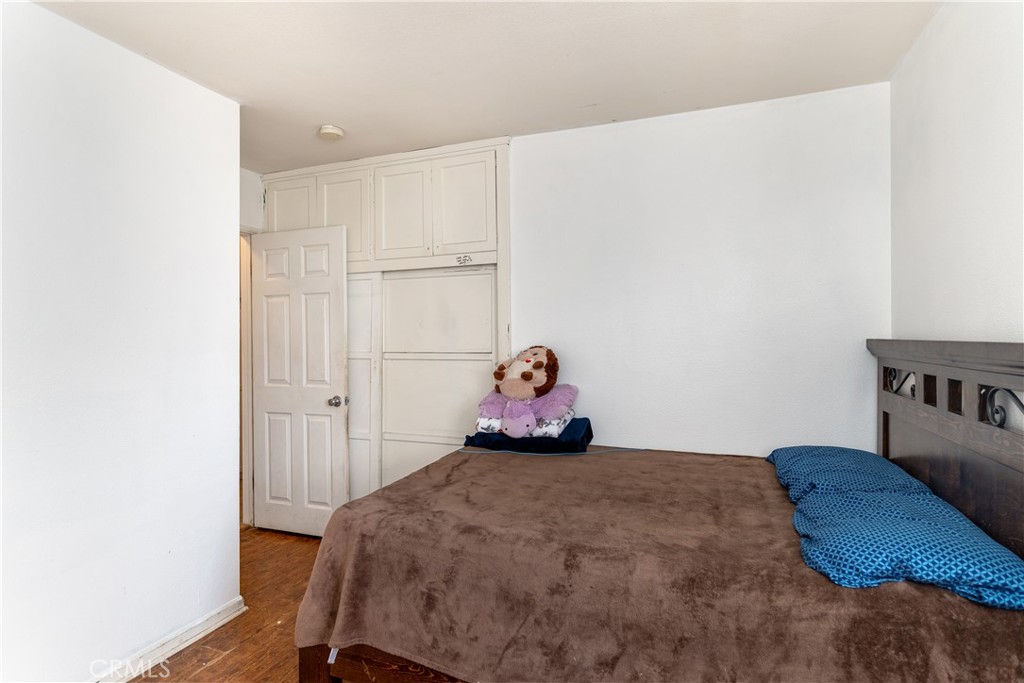 115 S Tamarisk Avenue Property Photo 18