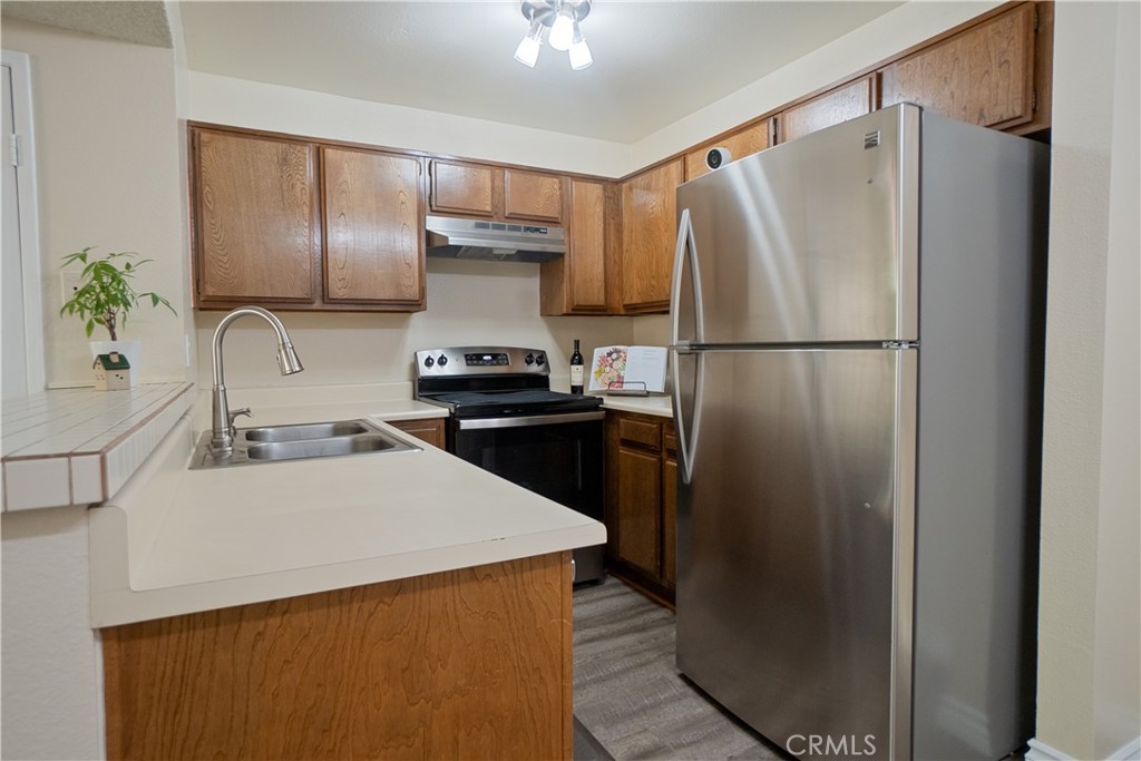 1400 W Edgehill Road 18 Property Photo 10