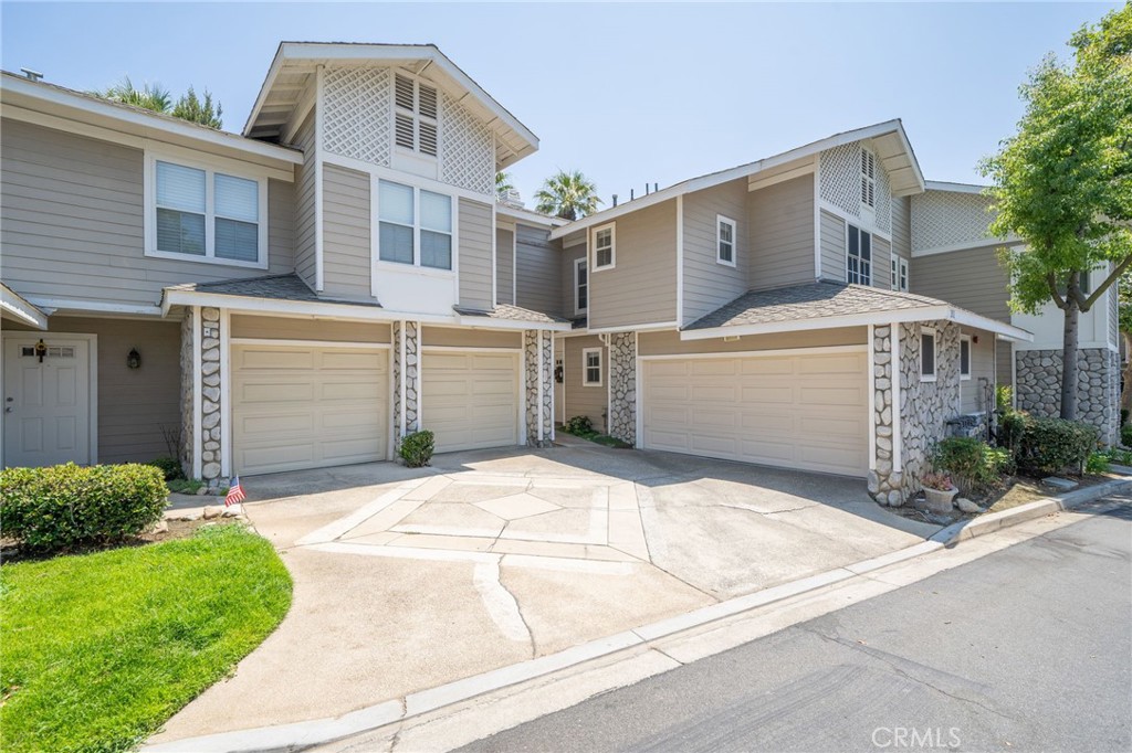 202 Chandler W Property Photo 1