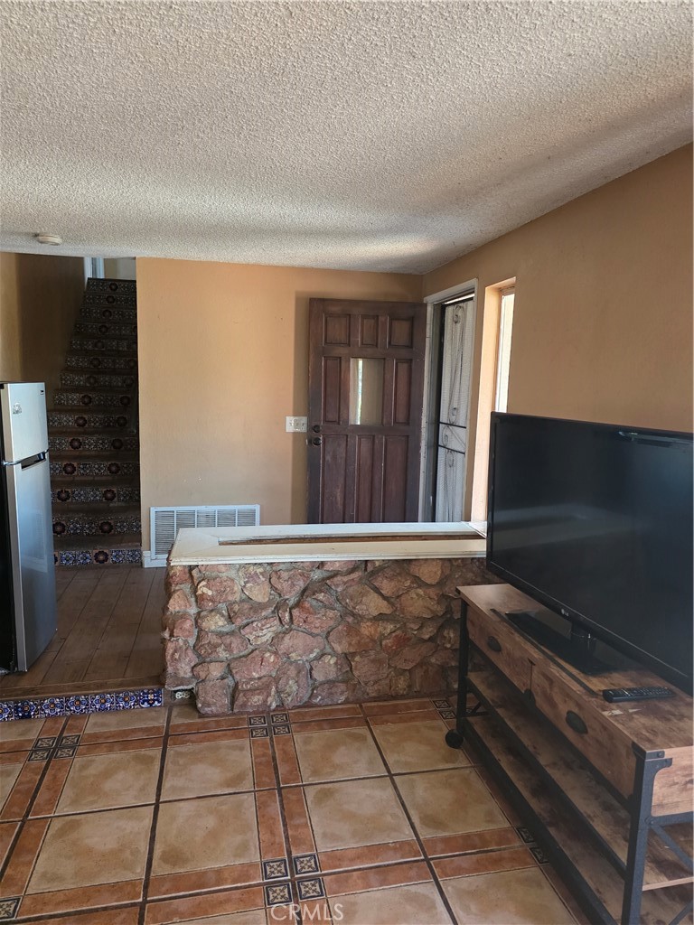 18251 Northstar Avenue Property Photo 13