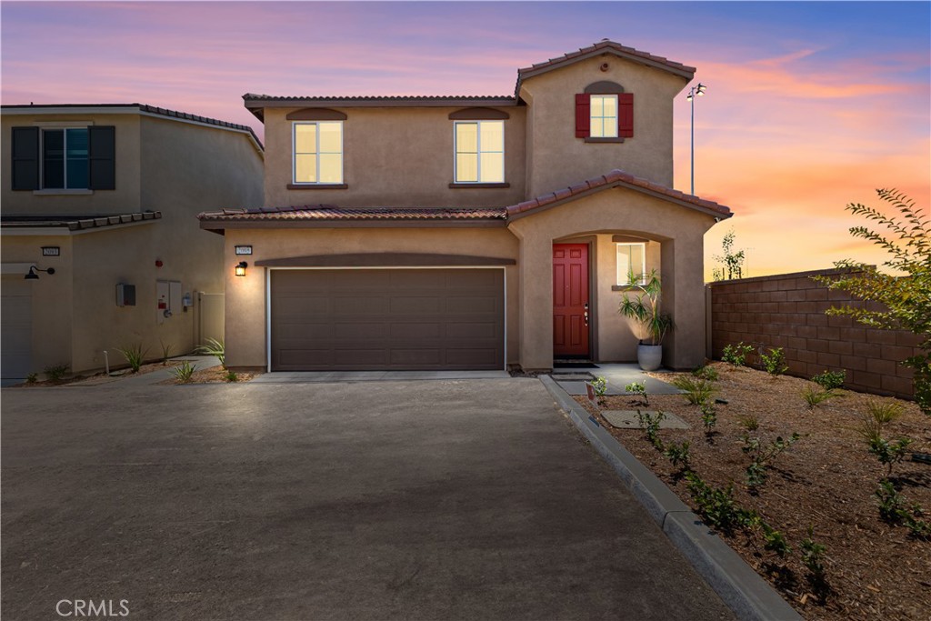 2095 Bergamot Property Photo 1