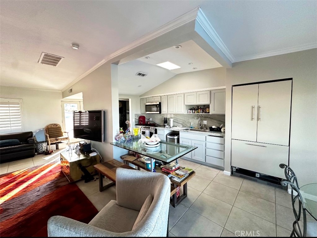 73590 Golf Course Lane A Property Photo 3