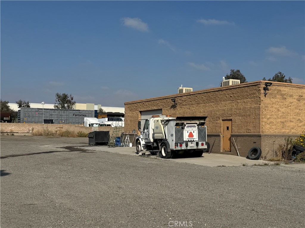 15840 Boyle Avenue Property Photo 11