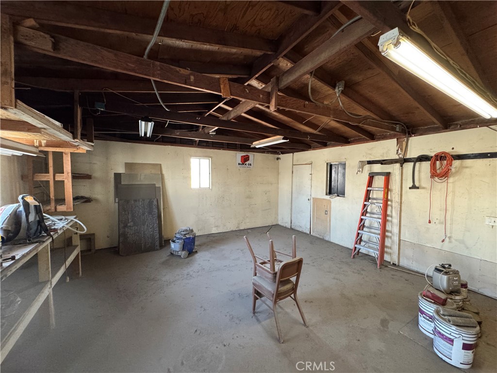 15840 Boyle Avenue Property Photo 13