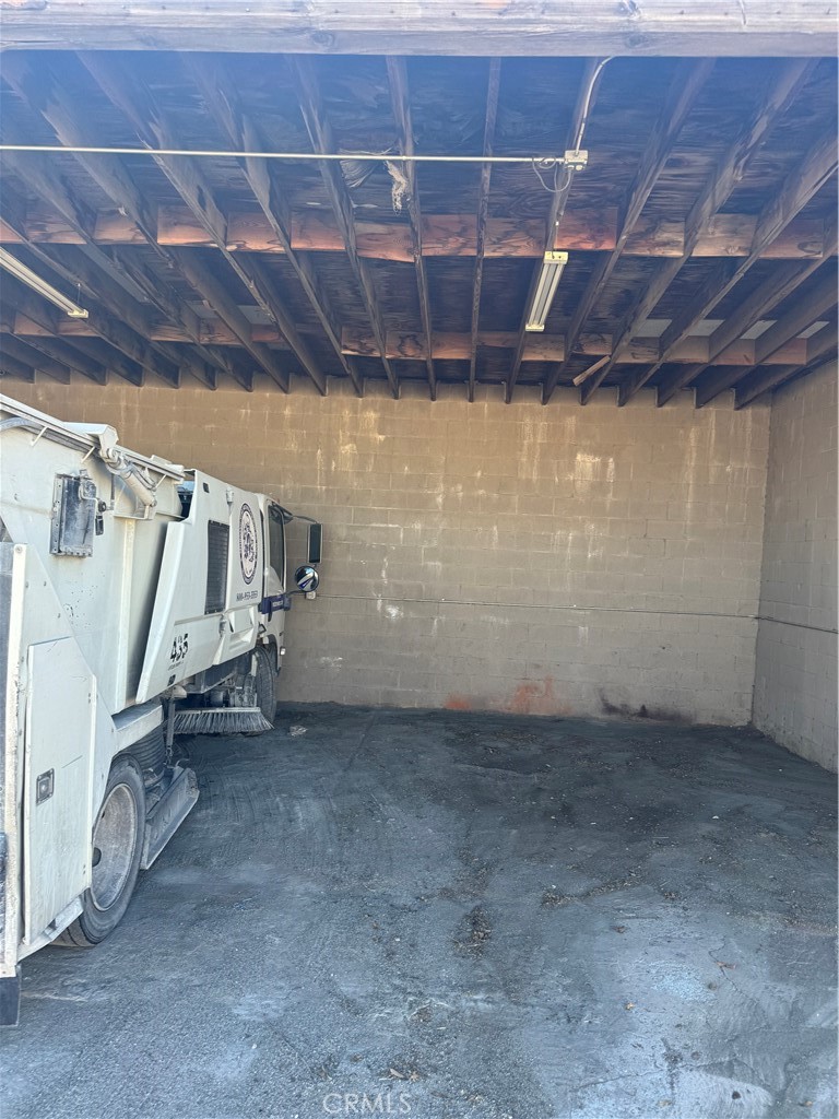 15840 Boyle Avenue Property Photo 24