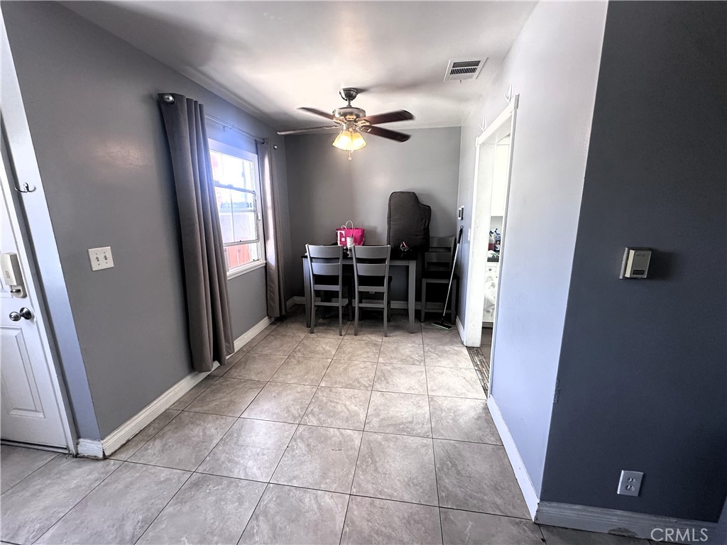 836 N Millard Avenue Property Photo 7
