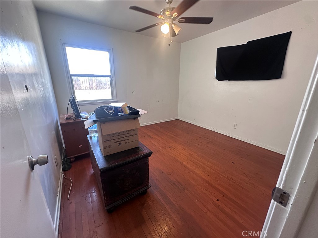 836 N Millard Avenue Property Photo 10